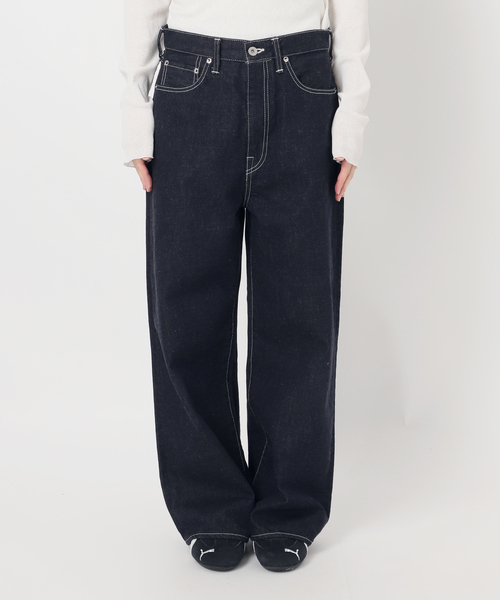 FRAMeWORK（フレームワーク）の「ルーズストレートデニムパンツ（デニムパンツ・レディース・ネイビー/ホワイト・36/38/40）」の21枚目の写真