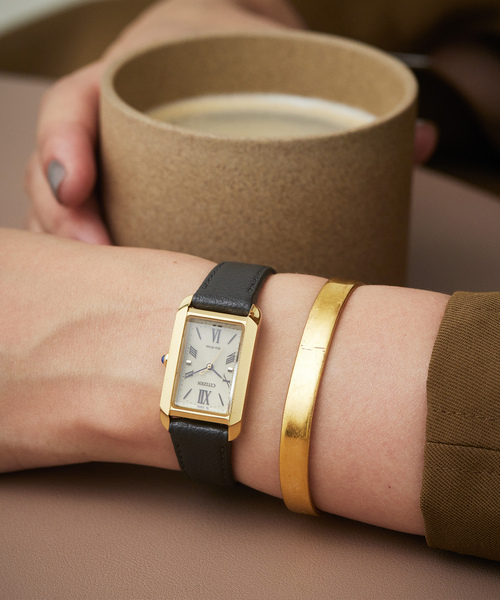 CITIZEN(シチズン)の「CITIZEN L SQUARE Collection EW5622-09P Gold(アナログ腕時計・レディース・ゴールド・FREE)」の8枚目の写真