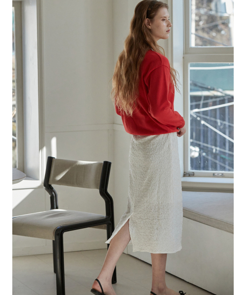 BEMUSE MANSION（ビミューズマンション）の「Bemuse V-neck knit - Red（ニット/セーター・レディース・その他・FREE）」の3枚目の写真