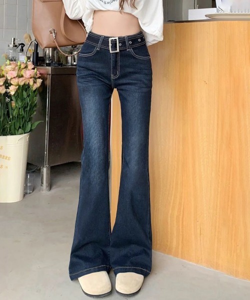 Miniministore(ミニミニストア)の「セミフレアデニムパンツ レディース 美脚(デニムパンツ・レディース・インディゴブルー・S/M/L/XL/XS)」の1枚目の写真