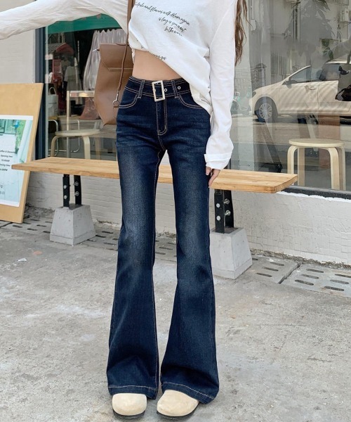 Miniministore(ミニミニストア)の「セミフレアデニムパンツ レディース 美脚(デニムパンツ・レディース・インディゴブルー・S/M/L/XL/XS)」の18枚目の写真
