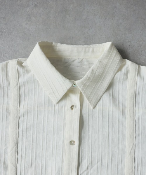 antiqua(アンティカ)の「ギャザー 2way シャーリング シャツ(シャツ/ブラウス・レディース・ホワイト/ブラック・ONESIZE)」の13枚目の写真