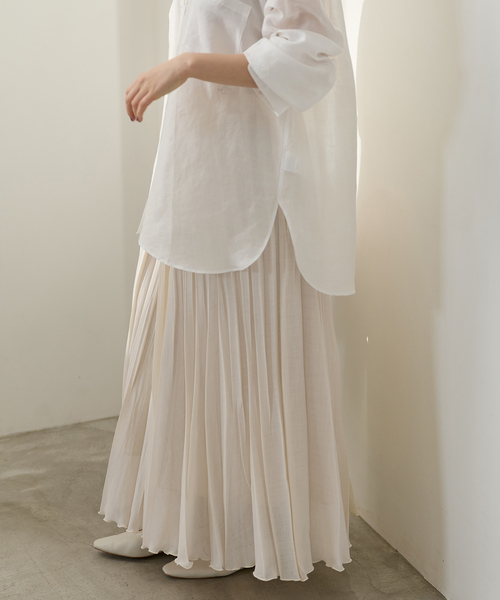 IENA（イエナ）の「シアーメッシュプリーツスカート（スカート・レディース・アイボリー/キャメル・36/38）」の6枚目の写真