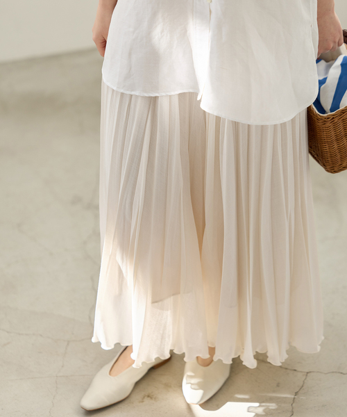 IENA（イエナ）の「シアーメッシュプリーツスカート（スカート・レディース・アイボリー/キャメル・36/38）」の11枚目の写真