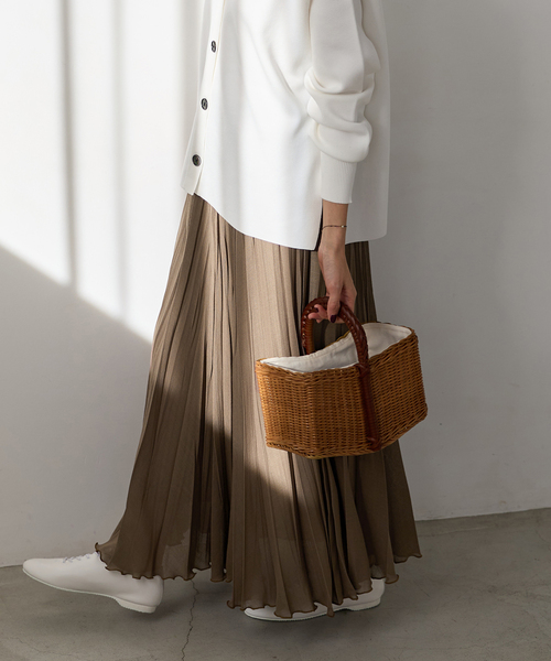 IENA（イエナ）の「シアーメッシュプリーツスカート（スカート・レディース・アイボリー/キャメル・36/38）」の22枚目の写真