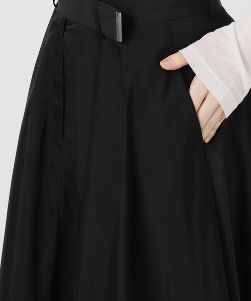 journal standard L'essage（ジャーナルスタンダードレサージュ）の「TAFTAフレアスカート（スカート・レディース・ブラック・36/38）」の13枚目の写真