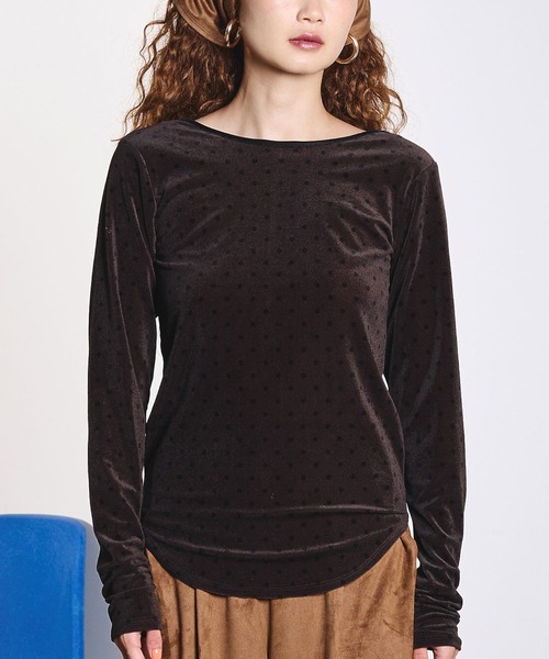 ROSE BUD(ローズバッド)の「SHEER VELOUR DOT TOP(Tシャツ/カットソー・レディース・ライトブルー/オフホワイト/グレー/ピンク/ブラウン・ONE SIZE)」の4枚目の写真