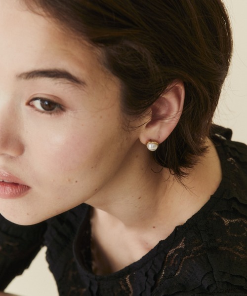 FUULLY STUDIO(フーリィーステューディオ)の「ポイントパールピアス(ピアス(両耳用)・レディース・シルバー/ゴールド・FREE)」の5枚目の写真
