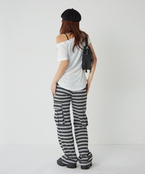 WHO'S WHO gallery（フーズフーギャラリー）の「カットボーダーカーゴパンツ（その他パンツ・レディース・ベージュ/チャコールグレー/グレー・FREE）」の15枚目の写真