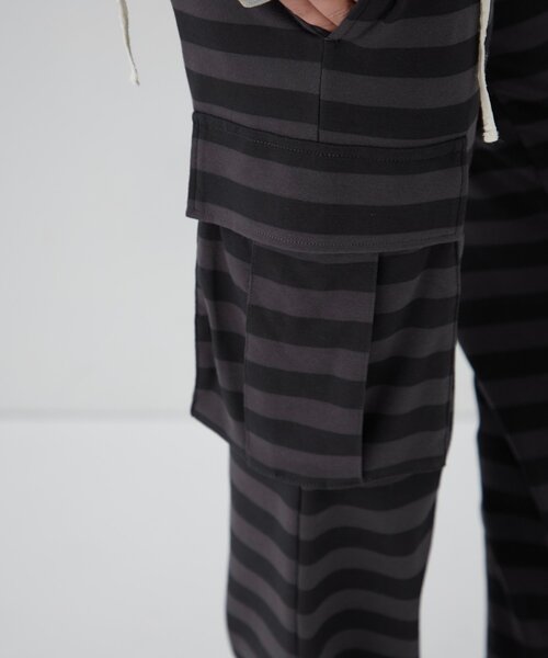 WHO'S WHO gallery（フーズフーギャラリー）の「カットボーダーカーゴパンツ（その他パンツ・レディース・ベージュ/チャコールグレー/グレー・FREE）」の19枚目の写真