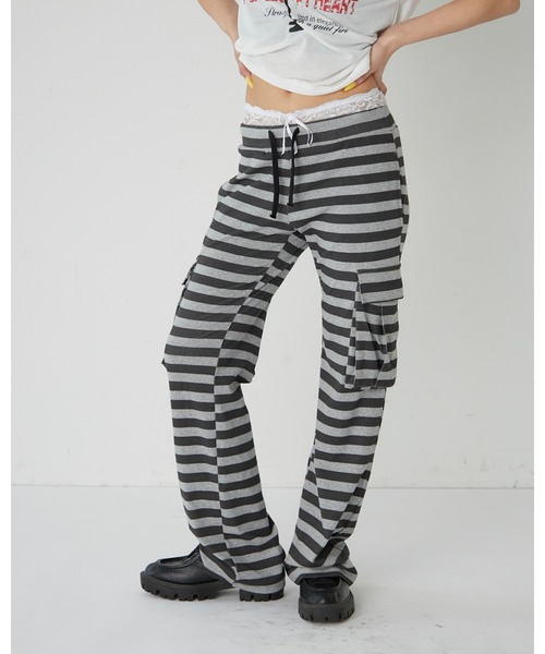 WHO'S WHO gallery（フーズフーギャラリー）の「カットボーダーカーゴパンツ（その他パンツ・レディース・ベージュ/チャコールグレー/グレー・FREE）」の6枚目の写真