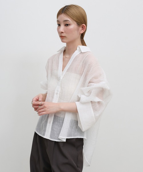 select MOCA(セレクトモカ)の「【ZOZO限定】楊柳シアースキッパーオーバーサイズシャツ(シャツ/ブラウス・レディース・オフホワイト/ブラック・FREE)」の1枚目の写真