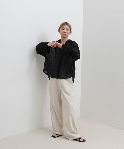 select MOCA(セレクトモカ)の「【ZOZO限定】楊柳シアースキッパーオーバーサイズシャツ(シャツ/ブラウス・レディース・オフホワイト/ブラック・FREE)」の20枚目の写真