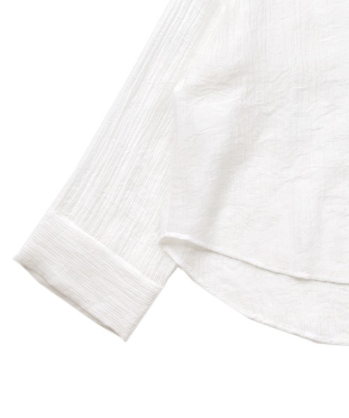 select MOCA(セレクトモカ)の「【ZOZO限定】楊柳シアースキッパーオーバーサイズシャツ(シャツ/ブラウス・レディース・オフホワイト/ブラック・FREE)」の4枚目の写真