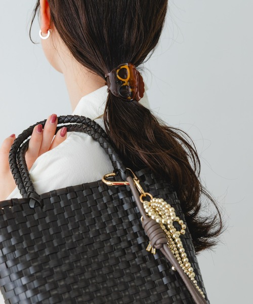 RODE SKO（ロデスコ）の「『縦型』クリップチャームタテナガメルカドバッグ（トートバッグ・レディース・グレー/ピンク/ブラウン系その他・ONE）」の13枚目の写真