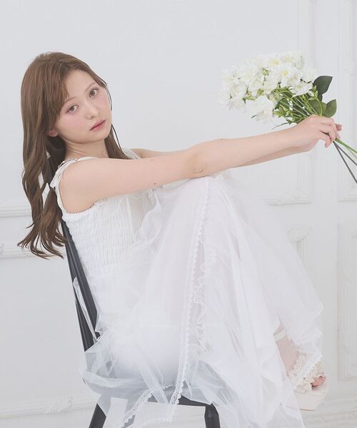 MAJESTIC LEGON（マジェスティックレゴン）の「チェーン付きキラキラキャミワンピ（ワンピース・レディース・グレー/ブラック/アイボリー/ピンク・MEDIUM/SMALL/X-SMALL）」の8枚目の写真