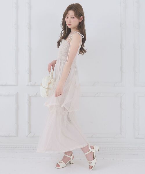 MAJESTIC LEGON（マジェスティックレゴン）の「チェーン付きキラキラキャミワンピ（ワンピース・レディース・グレー/ブラック/アイボリー/ピンク・MEDIUM/SMALL/X-SMALL）」の16枚目の写真