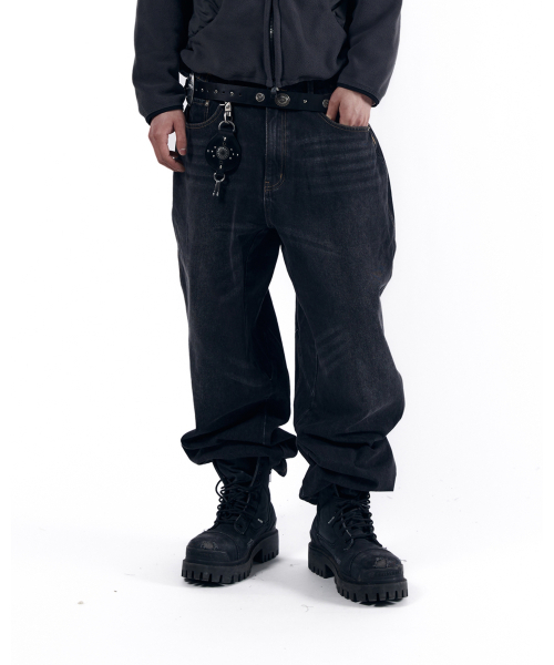 AAKAM（アーカム）の「Stitched Baggy Denim Pants (Black)（デニムパンツ・レディース・その他・1/2）」の11枚目の写真