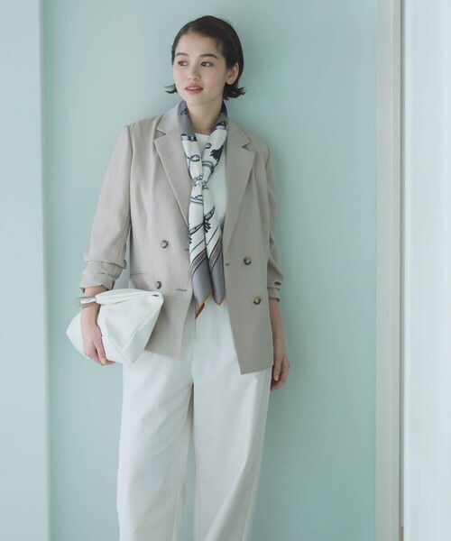 COMME CA ISM(コムサイズム)の「【UVカット・吸汗速乾・接触冷感】kireri ダブルブレストテーラードジャケット/セットアップ対応(テーラードジャケット・レディース・ベージュ/ブラック・SMALL/MEDIUM/LARGE)」の3枚目の写真