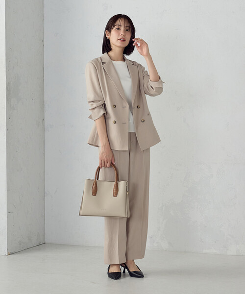 COMME CA ISM(コムサイズム)の「【UVカット・吸汗速乾・接触冷感】kireri ダブルブレストテーラードジャケット/セットアップ対応(テーラードジャケット・レディース・ベージュ/ブラック・SMALL/MEDIUM/LARGE)」の20枚目の写真
