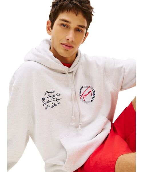 tommy jeans(トミー ジーンズ)の「リラックスプレイパーカー(スウェット・メンズ・ライトグレー系1/ブラック・LARGE/X-LARGE/SMALL/MEDIUM)」の7枚目の写真