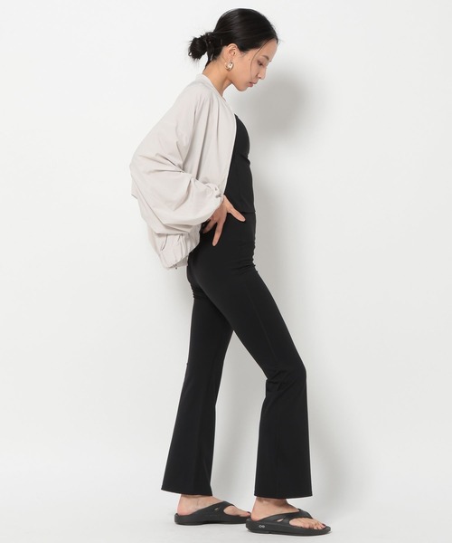 BAYFLOW(ベイフロー)の「【HEREIAM】撥水Comfy ブルゾン(ブルゾン・レディース・ブラック/ライトグレー・FREE)」の4枚目の写真