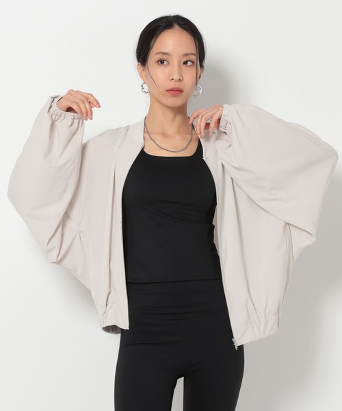 BAYFLOW(ベイフロー)の「【HEREIAM】撥水Comfy ブルゾン(ブルゾン・レディース・ブラック/ライトグレー・FREE)」の8枚目の写真