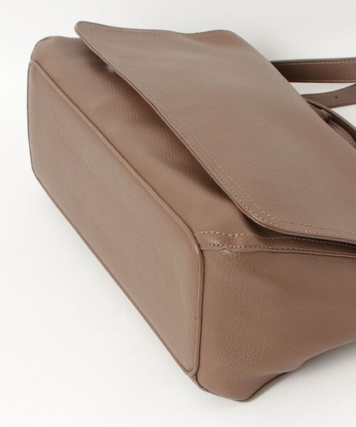 flaeu（フラユ）の「Utility Messenger Bag（ショルダーバッグ・レディース・ブラック/ブラウン・FREE）」の13枚目の写真