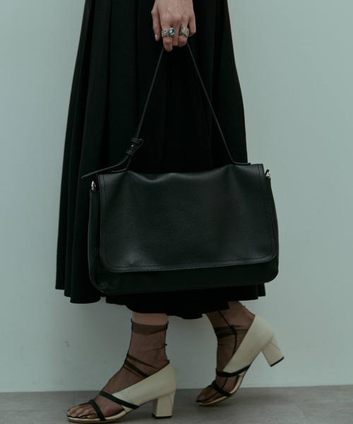 flaeu（フラユ）の「Utility Messenger Bag（ショルダーバッグ・レディース・ブラック/ブラウン・FREE）」の7枚目の写真