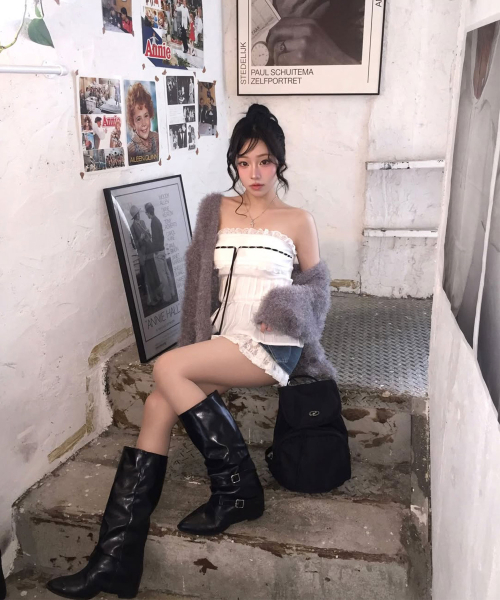 PIMADAZIWIN（ピマダジウィン）の「Signature Logo Mini Backpack [Black]（バックパック/リュック・レディース・その他・FREE）」の4枚目の写真