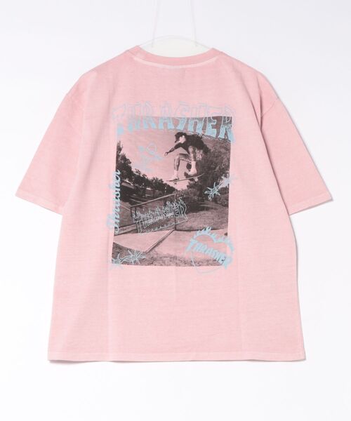 THRASHER(スラッシャー)の「Back Print Pigment S/S T-SHIRTS//THRASHER スラッシャー バックプリント ピグメント加工 半袖Tシャツ オーバーサイズ スケートフォト ワンポイントロゴ ヴィンテージライク(Tシャツ/カットソー・メンズ・チャコールグレー/ピンク・MEDIUM/LARGE/X-LARGE)」の4枚目の写真
