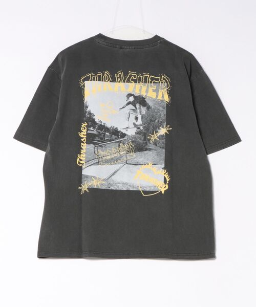 THRASHER(スラッシャー)の「Back Print Pigment S/S T-SHIRTS//THRASHER スラッシャー バックプリント ピグメント加工 半袖Tシャツ オーバーサイズ スケートフォト ワンポイントロゴ ヴィンテージライク(Tシャツ/カットソー・メンズ・チャコールグレー/ピンク・MEDIUM/LARGE/X-LARGE)」の3枚目の写真