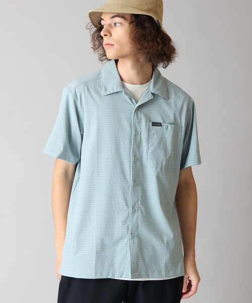 Columbia(コロンビア)の「UVカット Columbia/ ユーティライザー ショートスリーブ キャンプシャツ /コロンビア(シャツ/ブラウス・メンズ・ホワイト/ベージュ/ネイビー/ブルー・M/L/XL/S)」の2枚目の写真