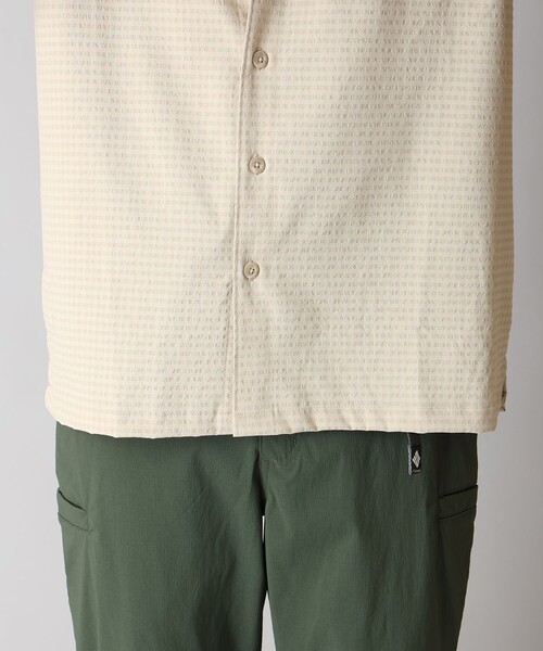 Columbia(コロンビア)の「UVカット Columbia/ ユーティライザー ショートスリーブ キャンプシャツ /コロンビア(シャツ/ブラウス・メンズ・ホワイト/ベージュ/ネイビー/ブルー・M/L/XL/S)」の21枚目の写真