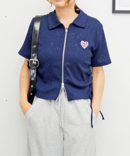 FUN(ファン)の「ラメジップカットソー(Tシャツ/カットソー・レディース・ピンク/ネイビー/チャコールグレー/オフホワイト/レッド/ブラック・FREE/M/L)」の4枚目の写真