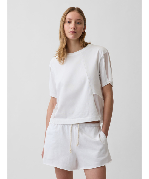 GAP(ギャップ)の「オーバーサイズ シアー シーム Tシャツ(Tシャツ/カットソー・レディース・ホワイト/ブラック・XS/M/S/L/XL/XXS)」の2枚目の写真