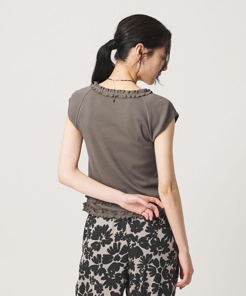 BEAUTY&YOUTH UNITED ARROWS(ビューティーアンドユースユナイテッドアローズ)の「コットン リブ フリル キャップスリーブ カットソー(Tシャツ/カットソー・レディース・ホワイト/ネイビー/モカ・FREE)」の5枚目の写真