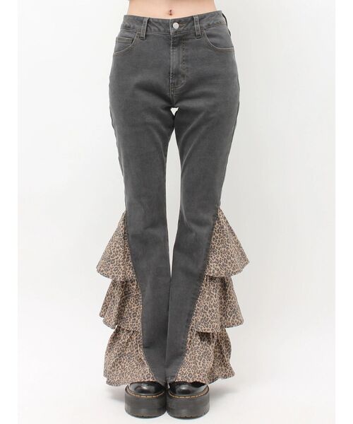 jouetie(ジュエティ)の「パターンフリルドッキングフレアデニム(デニムパンツ・レディース・ブルー/ブラック・SMALL/MEDIUM)」の5枚目の写真