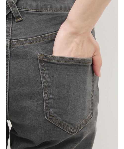 jouetie(ジュエティ)の「パターンフリルドッキングフレアデニム(デニムパンツ・レディース・ブルー/ブラック・SMALL/MEDIUM)」の9枚目の写真
