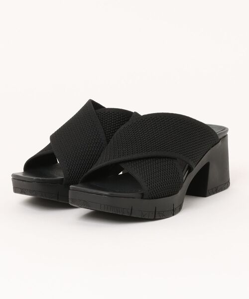 inter-chaussures(インターショシュール)の「【bussola】クロスニットミュールサンダル (95701U)(サンダル・レディース・アイボリー/ブラック・38/36/37/35)」の1枚目の写真
