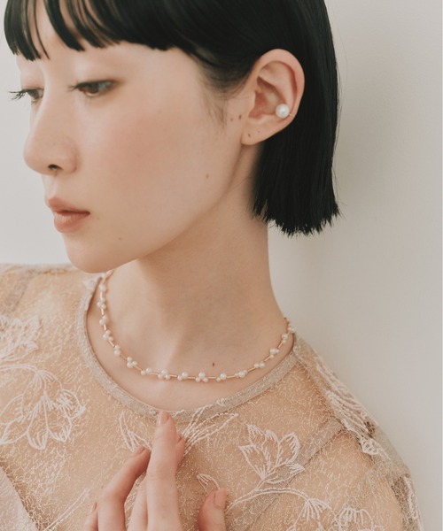 kaene（カエン）の「フローティングパールネックレス（ネックレス・レディース・ゴールド・FREE）」の2枚目の写真