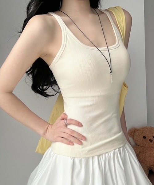 Dream garden(ドリームガーデン)の「Uネック ストラップ ブラトップ(Tシャツ/カットソー・レディース・フューシャピンク/ライトブルー/ブラック/ホワイト/ネイビー・FREE)」の7枚目の写真
