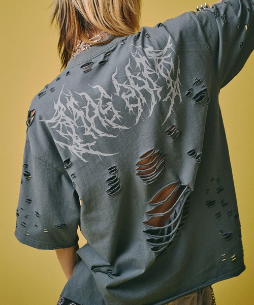 GALFY(ガルフィー)の「GALFY-闇に溶かされし犬ダメージTee(Tシャツ/カットソー・メンズ・ブルーグレー/サンドベージュ/ブラック・XL/L)」の8枚目の写真