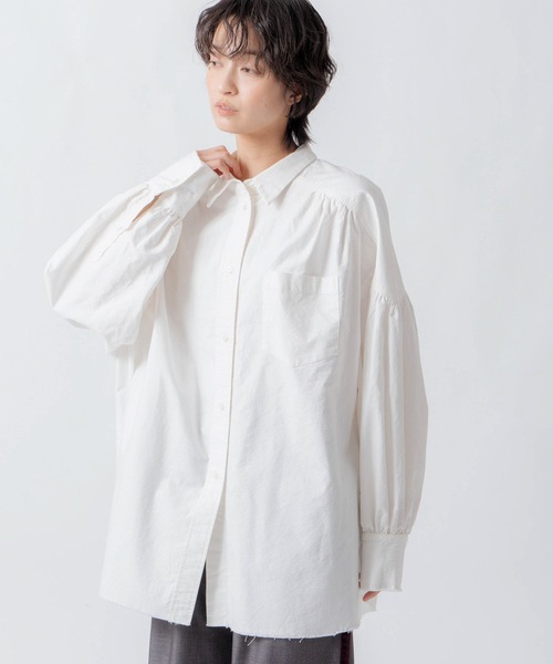 WHYTO.(ホワイト)の「「WHYTO. / ホワイト」oxford volume blouse(シャツ/ブラウス・レディース・サックスブルー/オフホワイト・36/38)」の2枚目の写真