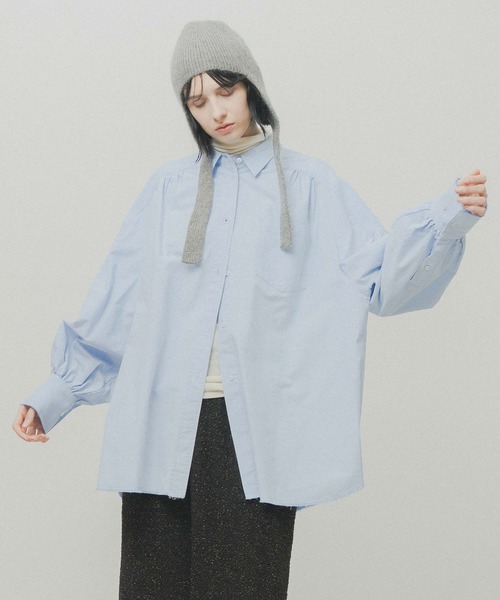 WHYTO.(ホワイト)の「「WHYTO. / ホワイト」oxford volume blouse(シャツ/ブラウス・レディース・サックスブルー/オフホワイト・36/38)」の1枚目の写真