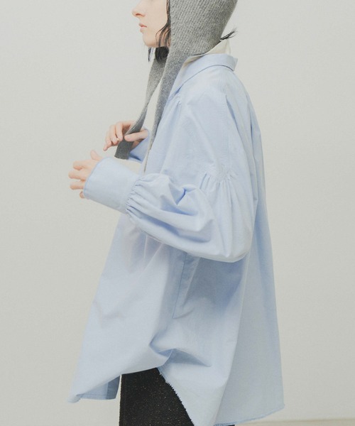 WHYTO.(ホワイト)の「「WHYTO. / ホワイト」oxford volume blouse(シャツ/ブラウス・レディース・サックスブルー/オフホワイト・36/38)」の6枚目の写真