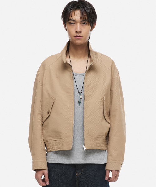 DNSR(ディーエヌエスアール)の「クロップヘリングトンジャケットベージュ(ブルゾン・メンズ・その他・MEDIUM/LARGE/X-LARGE)」の2枚目の写真