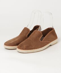 HERISSON（エリソン）の「スリッポン（スリッポン）」