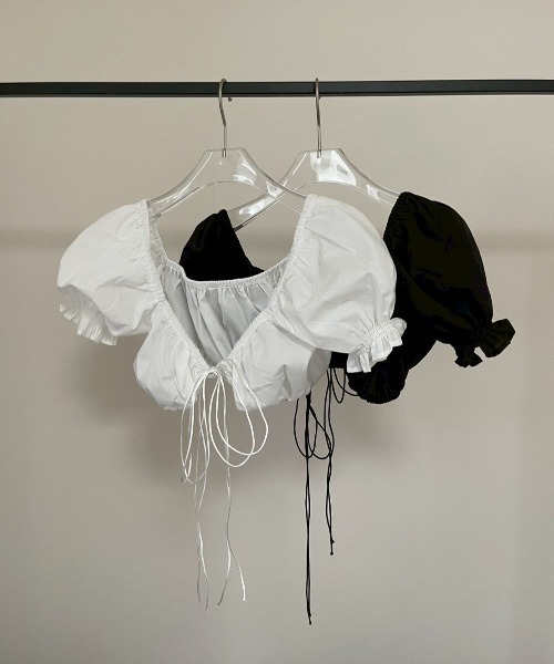 AMAIL(アマイル)の「Puff Crop Blouse(シャツ/ブラウス・レディース・ホワイト/ブラック・FREE)」の11枚目の写真