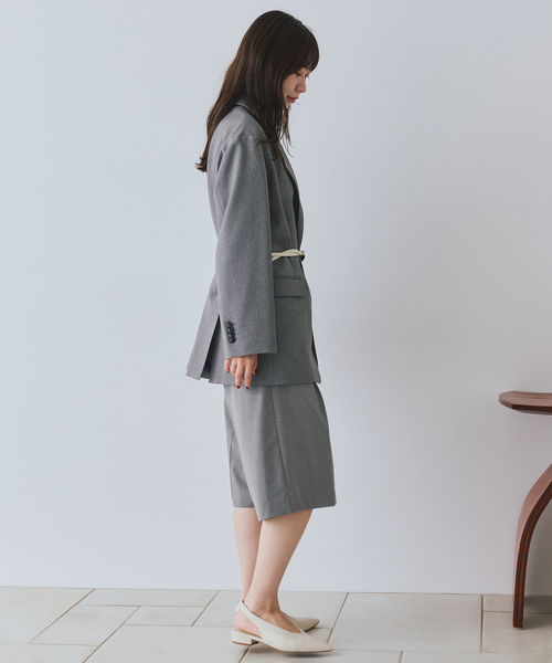 SLOBE IENA(スローブイエナ)の「《接触冷感/防シワ》2WAY TRトロバミューダスラックス(その他パンツ・レディース・グレー/ブラウン・36/38)」の12枚目の写真